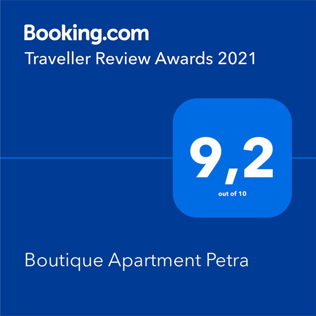 Boutique Apartment Petra ฮาร์ราคอฟ ภายนอก รูปภาพ